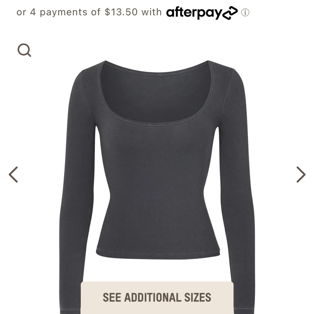 Skims long sleeve top